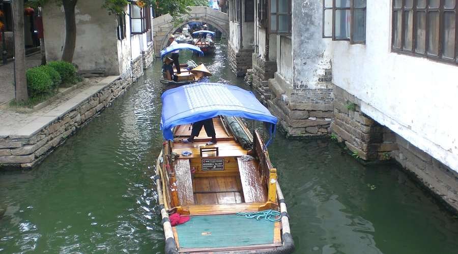 Boat Ride on the Canals 1 Boat Ride on the Canals