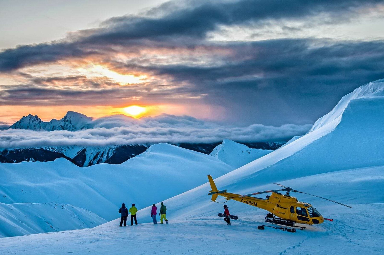 Canada Heli Skiing