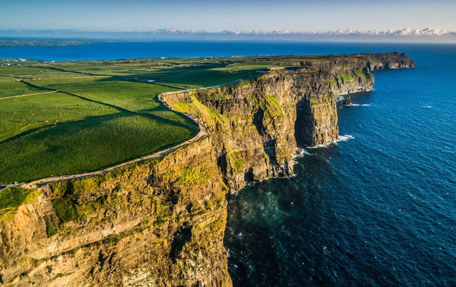 Cliffs of Moher Cliffs of Moher