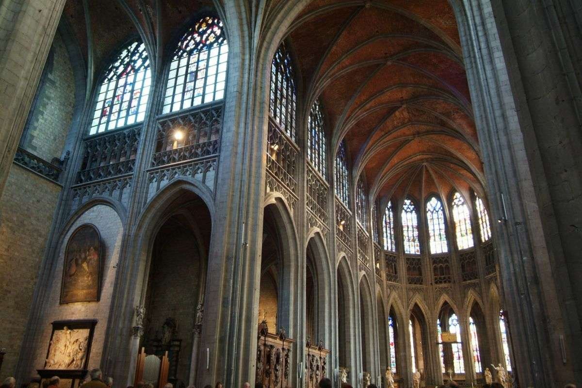 Collegiate Church of Sainte-Waudru new 2 Collegiate Church of Sainte-Waudru