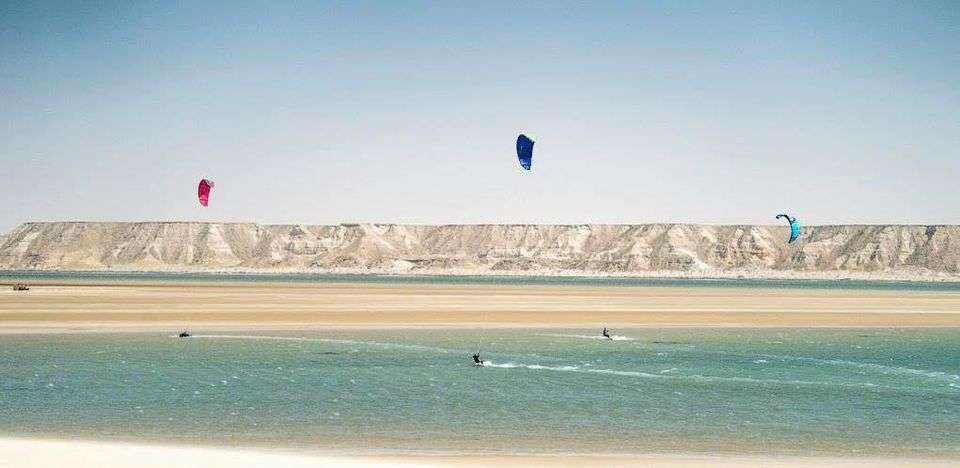 Dakhla – Kitesurfing Paradise & Desert Meets Ocean in Morocco