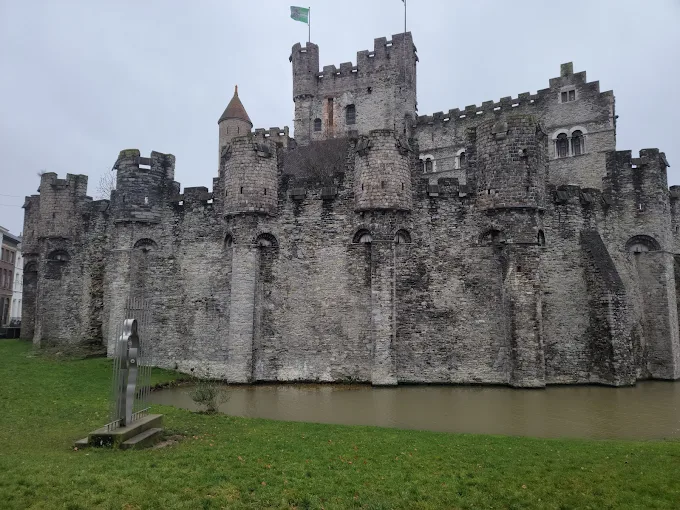 Gravensteen Castle new Gravensteen Castle