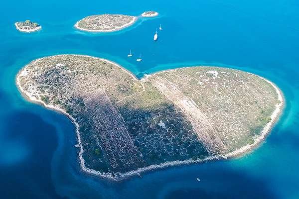 Primošten & Galešnjak (Heart Island) 1 Primošten & Galešnjak (Heart Island)