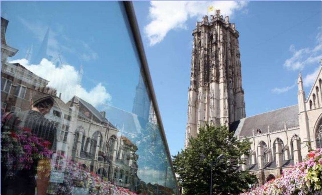 St. Rumbold’s Tower (Sint-Romboutstoren) 1 St. Rumbold’s Tower (Sint-Romboutstoren)