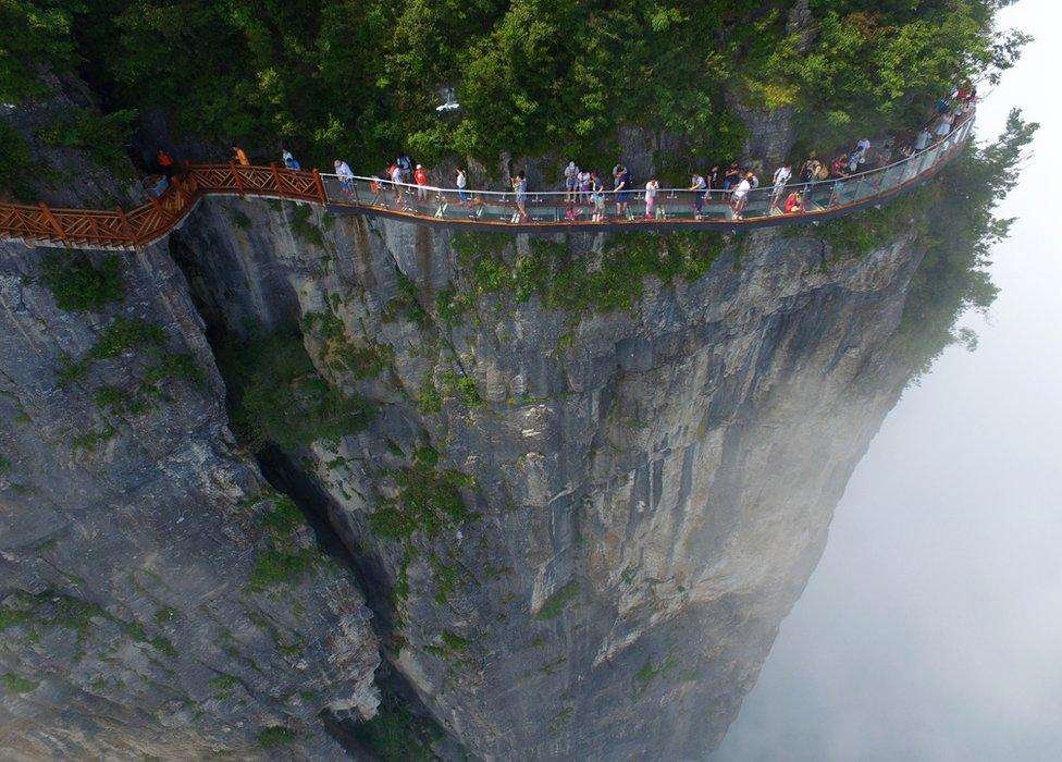 Tianmen Mountain & Glass Skywalk 1 Tianmen Mountain & Glass Skywalk