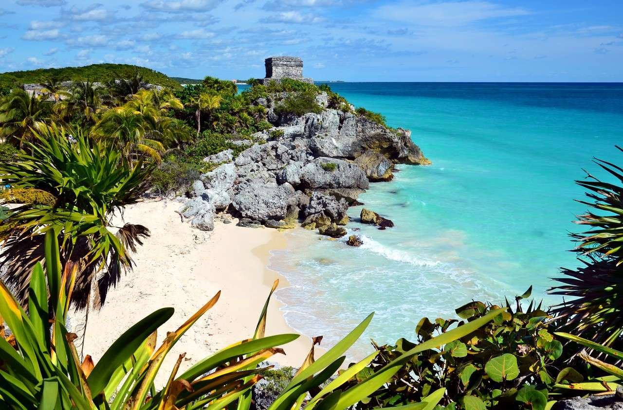 Tulum – Beachfront Mayan Ruins in Mexico