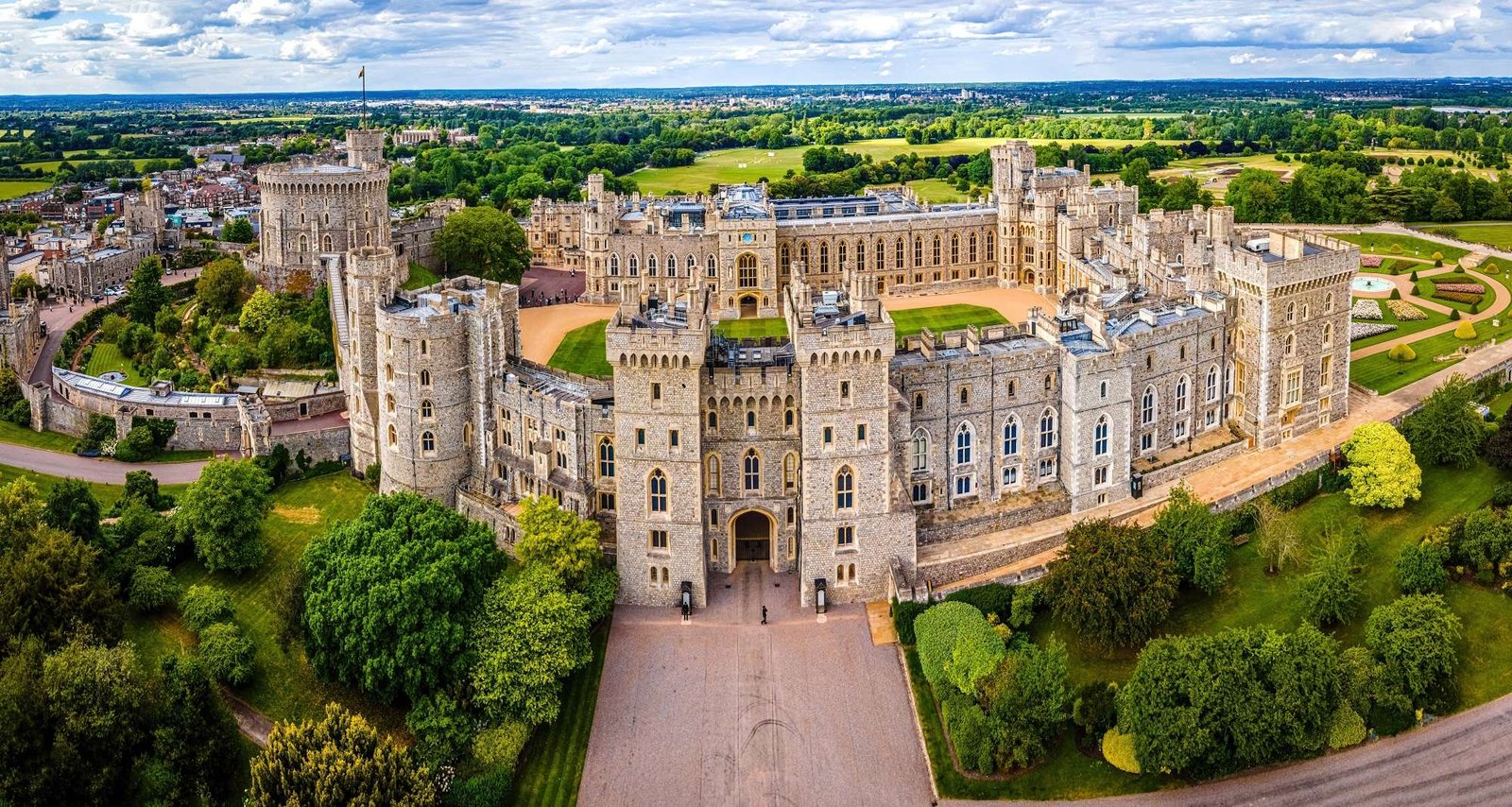 Windsor Castle in UK Windsor Castle in UK