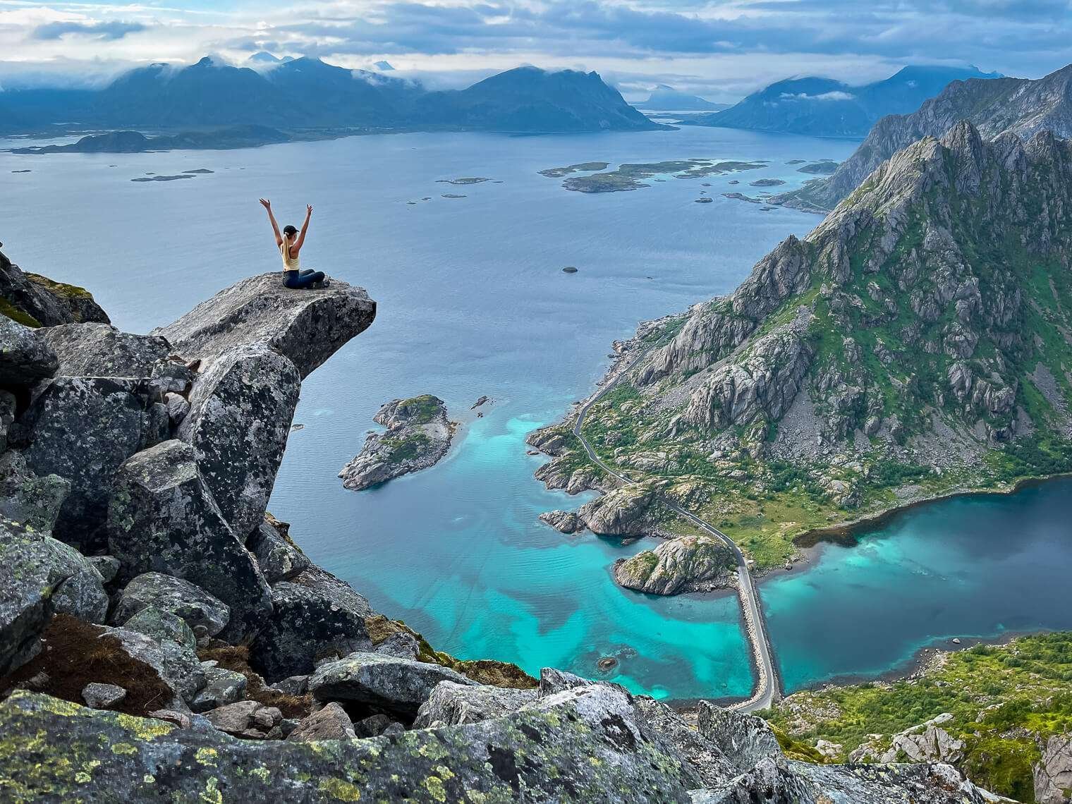 Henningsvær, Reine & Kvalvika in Norway Henningsvær, Reine & Kvalvika in Norway