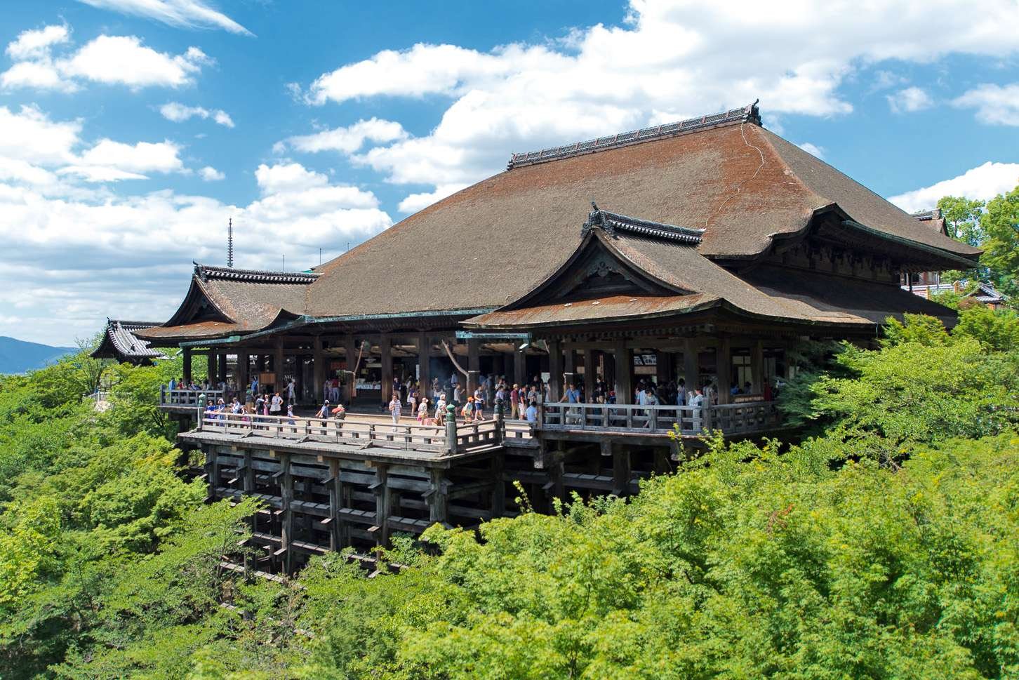 Kiyomizu-dera in Japan Kiyomizu-dera in Japan
