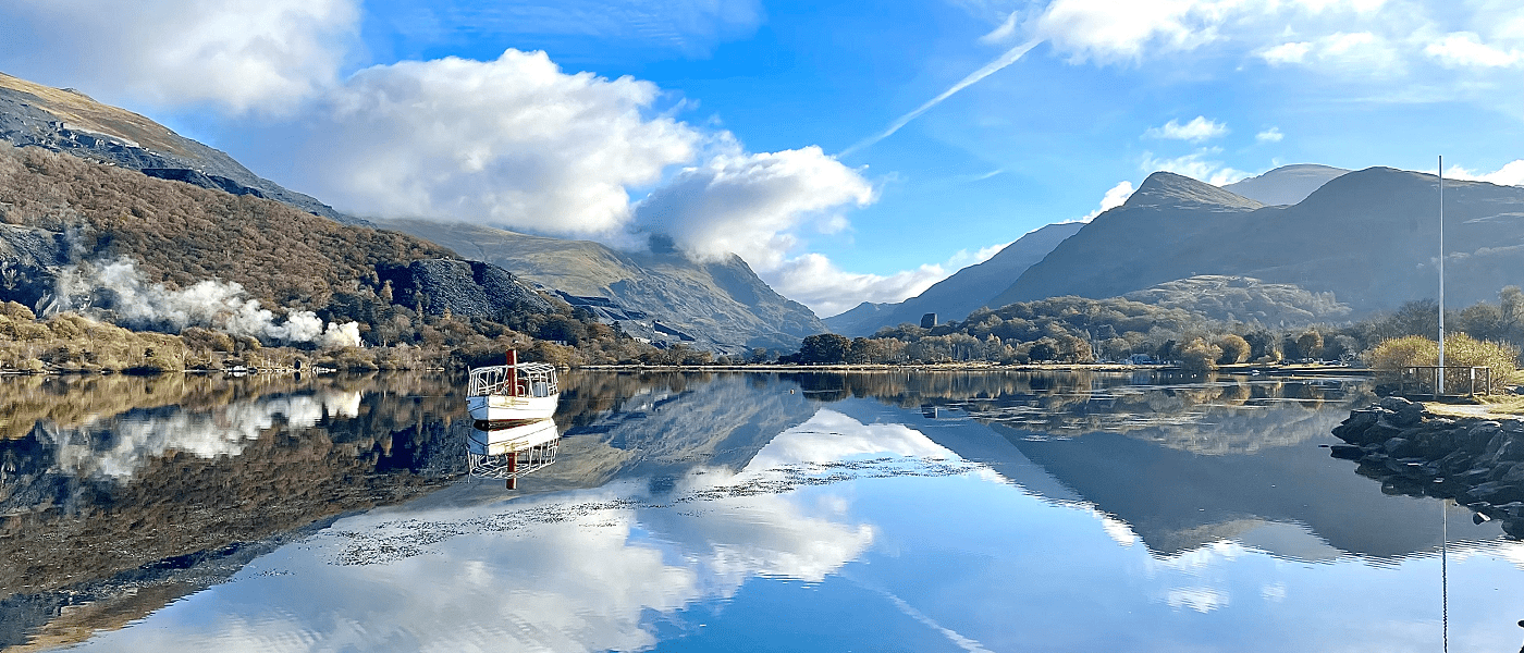 Llyn Padarn in Wales Llyn Padarn in Wales