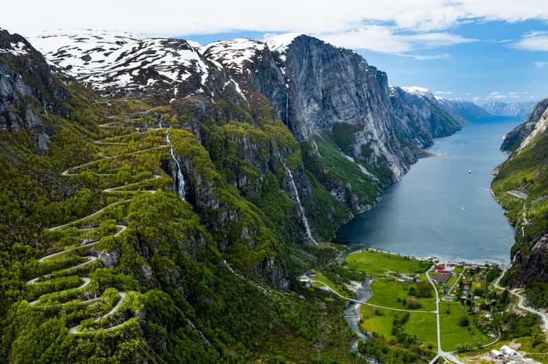 Lysebotn & Kjerag in Norway Lysebotn & Kjerag in Norway